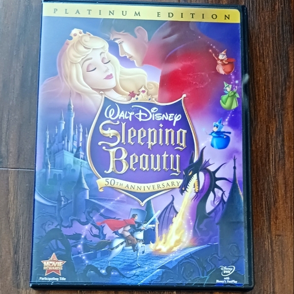 Walt Disney's SLEEPING BEAUTY Platinum Edition on DVD - Picture 1 of 2